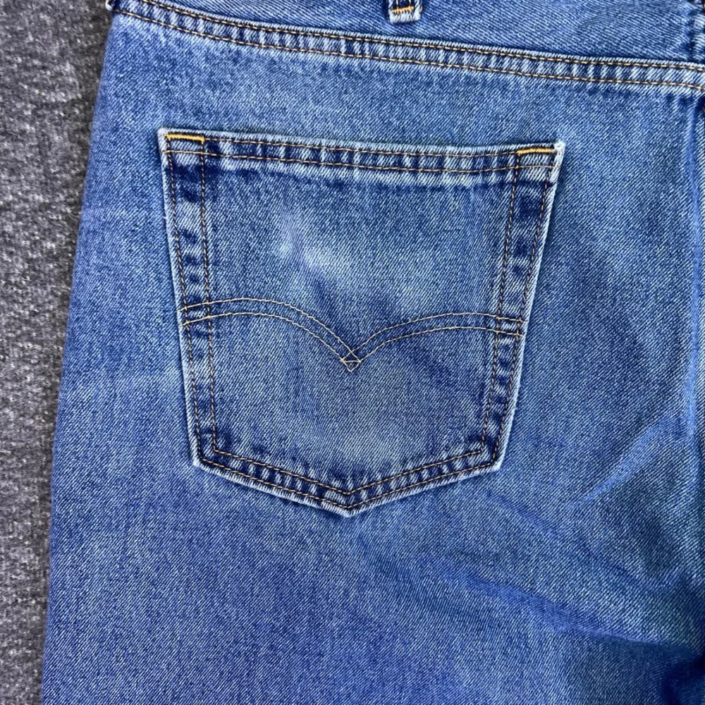 Levis 550 Jeans Mens 41x29 Blue Denim Baggy Classic Casual Relaxed Tapered Retro